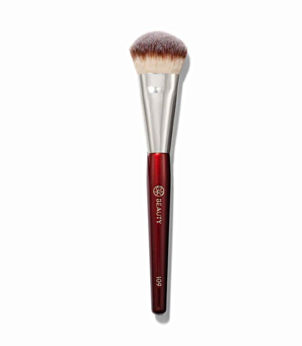 BK Beauty 109 Mini Contoured Foundation makeup Brush New in Package